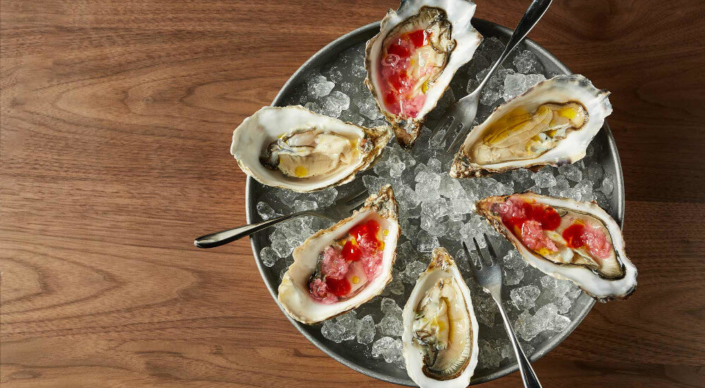 ROE Flamed Siracha Mussels